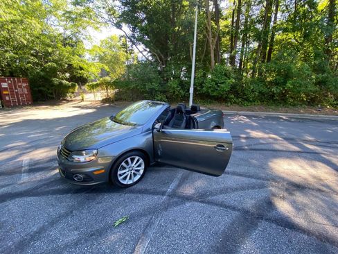 Used 2013 Volkswagen Eos FWD image 55