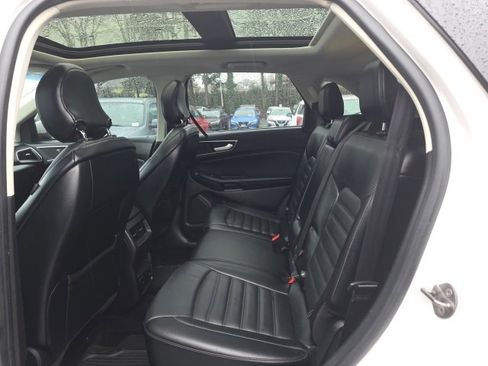 Used 2015 Ford Edge SEL w/ Equipment Group 201A image 27