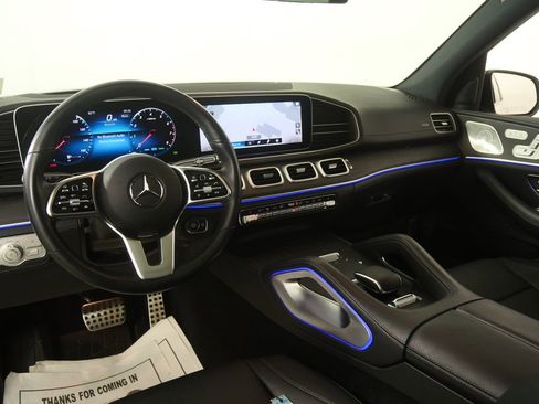 Used 2022 Mercedes-Benz GLS 450 4MATIC image 16
