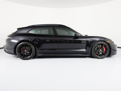 Certified 2023 Porsche Taycan GTS image 8