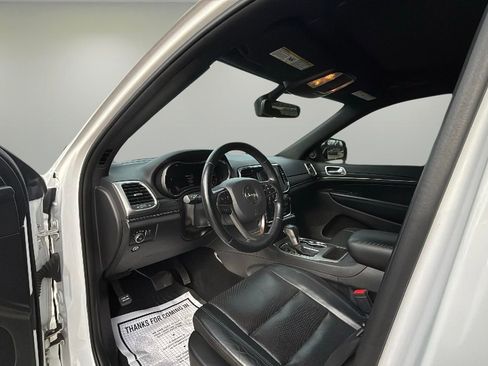 Used 2021 Jeep Grand Cherokee Limited w/ Luxury Group II image 19