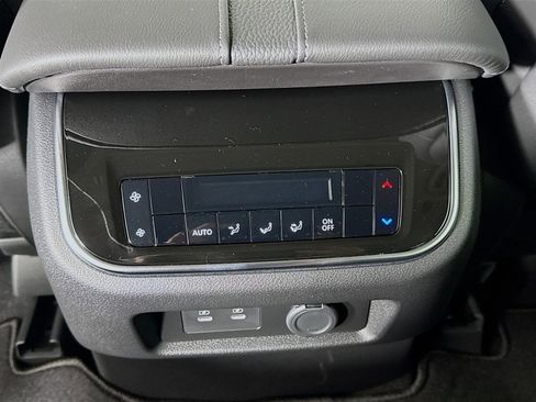 New 2026 Nissan Armada SV image 23