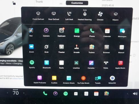 Used 2024 Tesla Model Y Long Range image 9