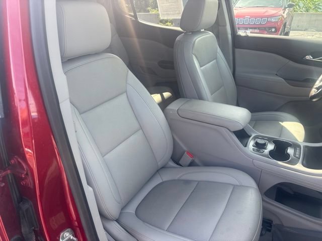 Used 2021 GMC Acadia SLT w/ LPO, Floor Liner Package FWD image 21