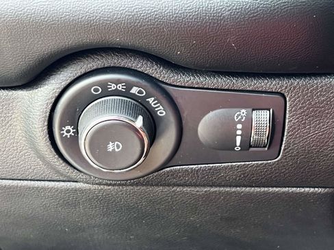 Used 2022 Dodge Durango GT AWD/4WD image 21