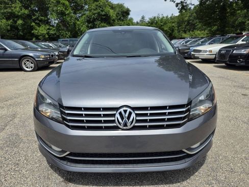 Used 2014 Volkswagen Passat TDI SE FWD image 5