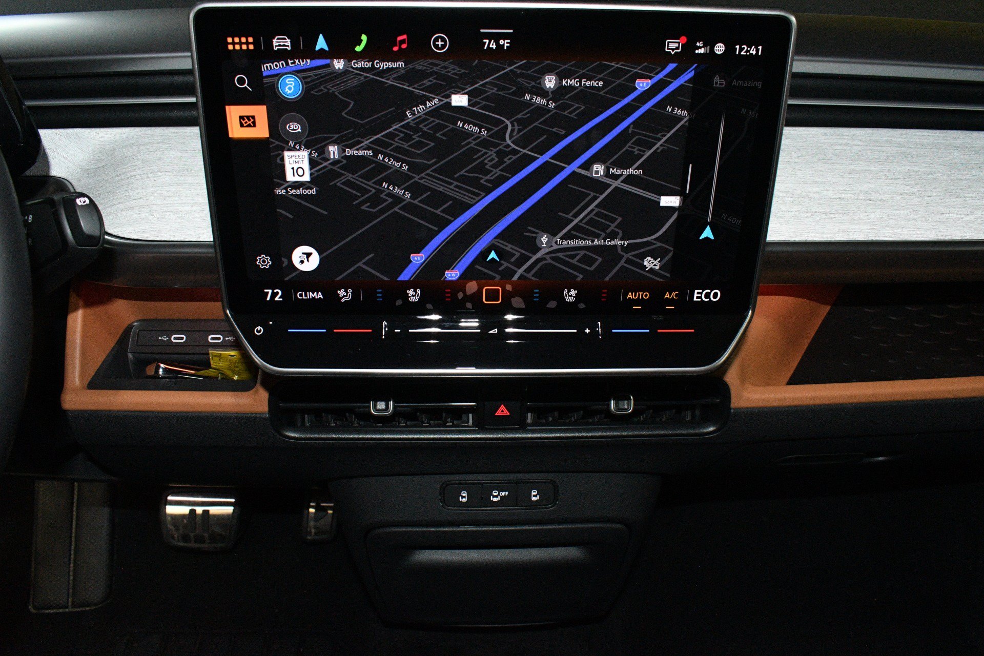 Used 2025 Volkswagen ID. Buzz Pro S RWD image 36