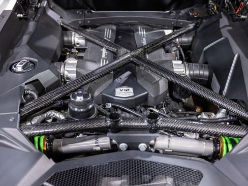 Used 2019 Lamborghini Aventador S image 66