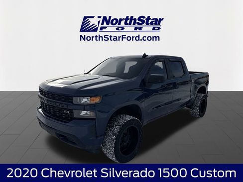 Used 2020 Chevrolet Silverado 1500 Custom w/ Custom Value Package image 1