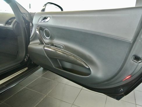 Used 2011 Audi R8 V10 AWD/4WD image 22