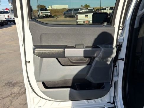 Used 2022 Ford F150 XLT w/ Trailer Tow Package image 17