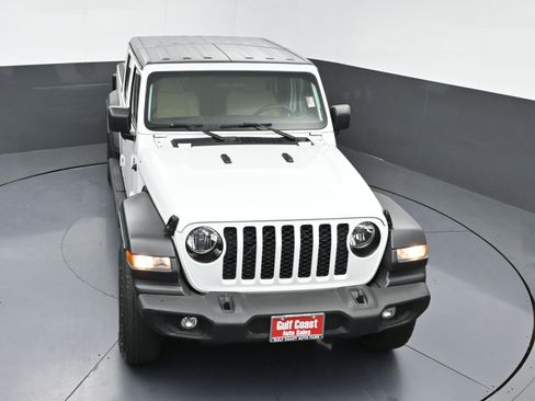 Used 2020 Jeep Gladiator Sport w/ Quick Order Package 24S image 34