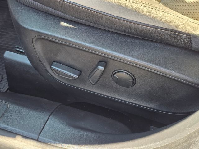 Used 2022 Ford Escape SEL AWD/4WD image 22