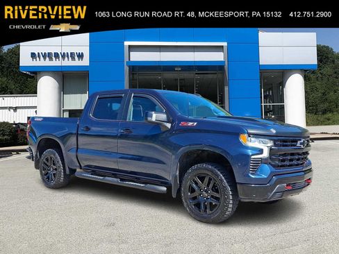 Used 2022 Chevrolet Silverado 1500 LT Trail Boss w/ LT Trail Boss Premium Package AWD/4WD image 1