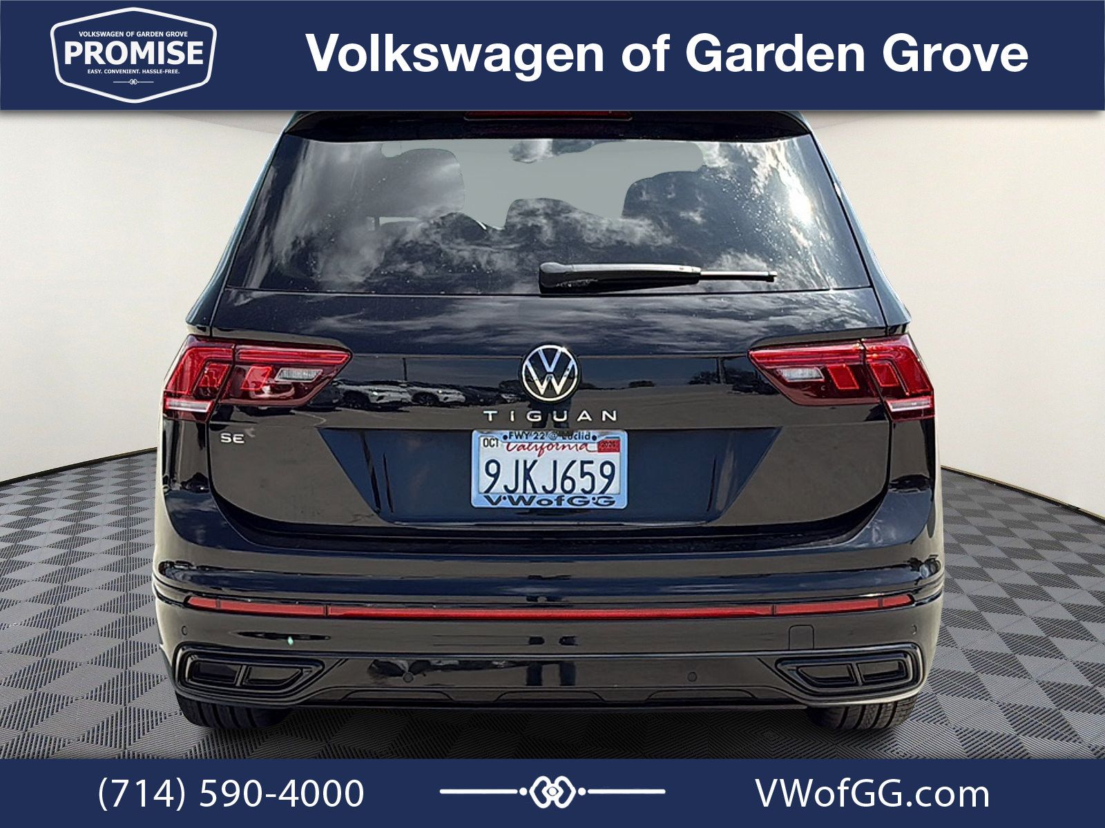 Used 2023 Volkswagen Tiguan SE R-Line FWD image 7