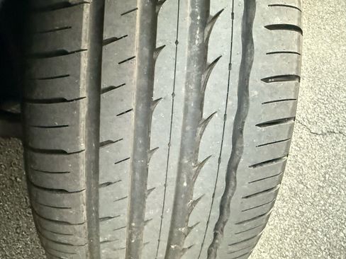 Used 2015 Mercedes-Benz E 350 4MATIC Sedan image 36