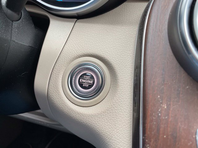 Used 2021 Mercedes-Benz GLC 300 4MATIC image 29