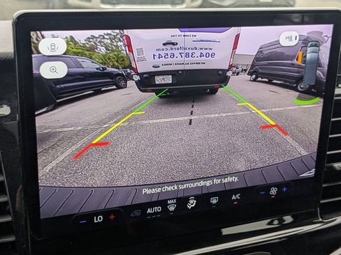 Used 2024 Ford Transit 350 XLT image 18