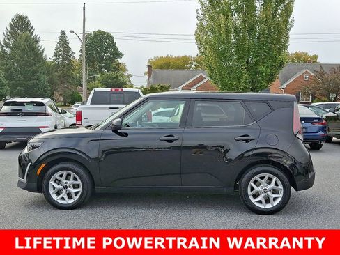 Used 2023 Kia Soul LX w/ Option Group 015 image 4