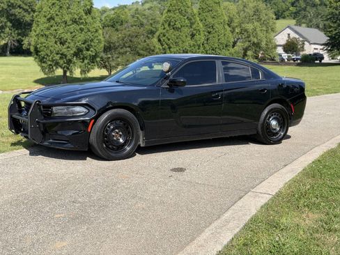Used 2017 Dodge Charger Police w/ Fleet Park Assist Group AWD/4WD image 2