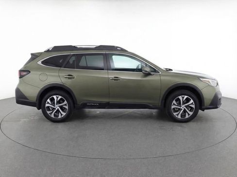 Used 2020 Subaru Outback Limited image 4