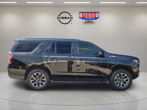 Used 2022 Chevrolet Tahoe Z71 w/ Z71 Off-Road Package AWD/4WD image 2