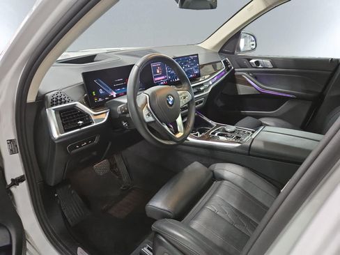 Used 2026 BMW X7 xDrive40i AWD/4WD image 6