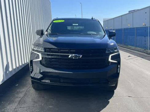 Used 2024 Chevrolet Suburban RST image 2