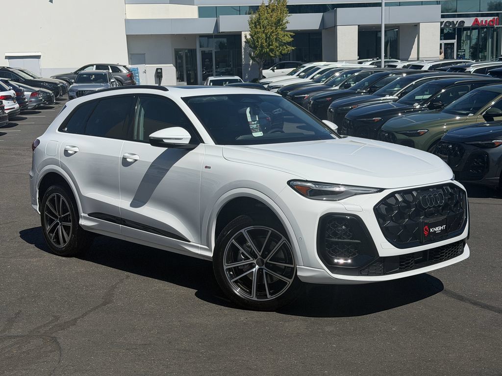 New 2026 Audi Q5 Premium Plus AWD/4WD image 3