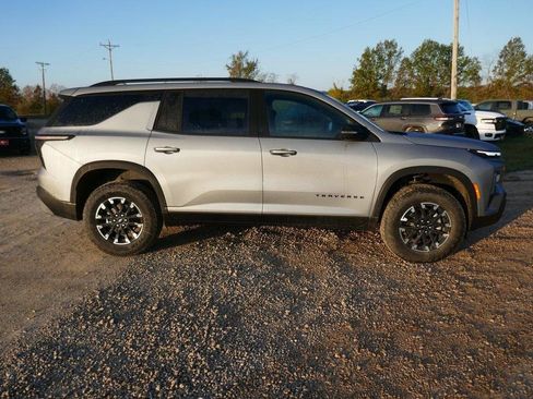 New 2026 Chevrolet Traverse Z71 image 2