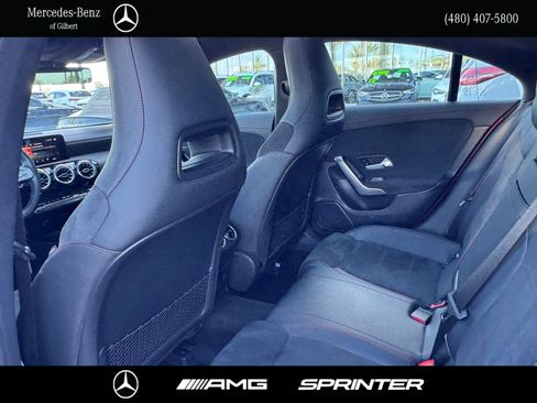 Used 2023 Mercedes-Benz CLA 250 image 21