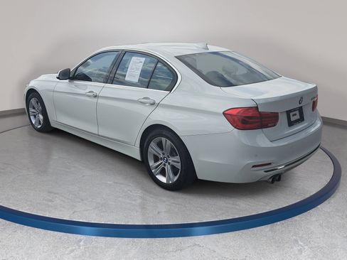 Used 2017 BMW 330i Sedan RWD image 7