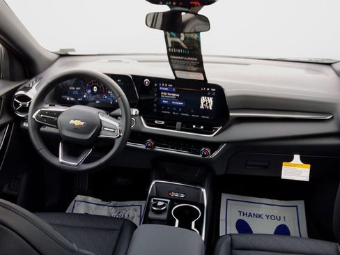 New 2026 Chevrolet Equinox LT w/ Convenience Package II image 28