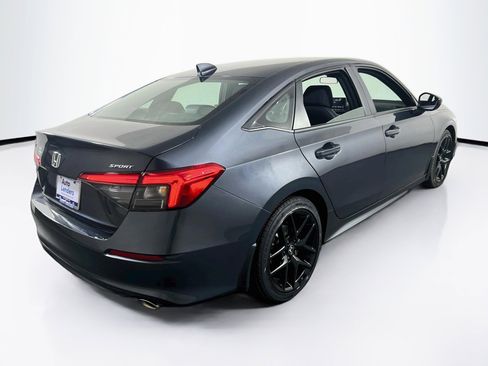 Used 2023 Honda Civic Sport image 5