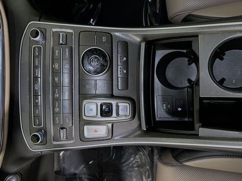 Used 2023 Hyundai Santa Fe SEL w/ Premium Package FWD image 22
