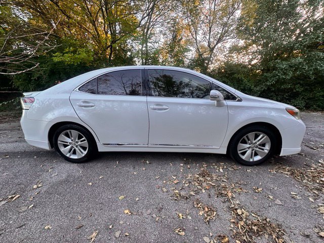 Used 2010 Lexus HS 250h w/ Preferred Accessory Package FWD image 3