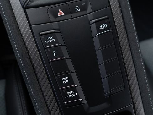 Used 2023 Porsche 718 Cayman GT4 RS image 27