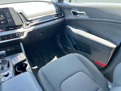Used 2023 Kia Sportage LX FWD image 20