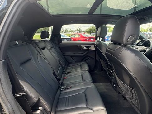 Used 2019 Audi Q7 2.0T Premium w/ Convenience Package AWD/4WD image 24