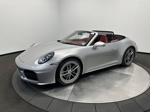 Certified 2025 Porsche 911 Carrera RWD image 16