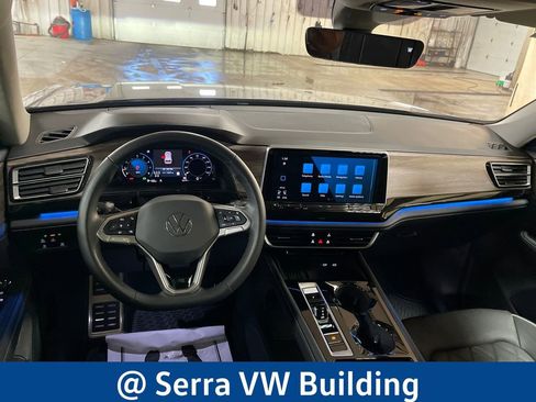 Used 2025 Volkswagen Atlas SEL Premium R-Line AWD/4WD image 20