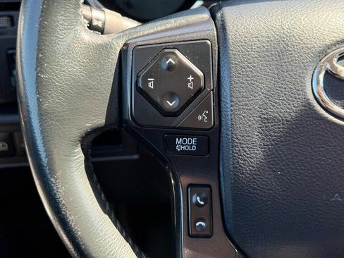 Used 2020 Toyota Sequoia TRD Pro AWD/4WD image 20