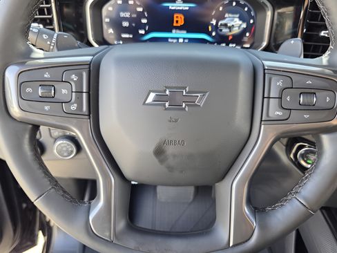 Certified 2026 Chevrolet Silverado 1500 ZR2 AWD/4WD image 24