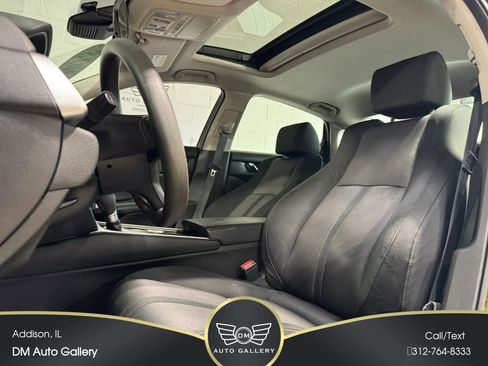 Used 2018 Honda Accord EX image 13