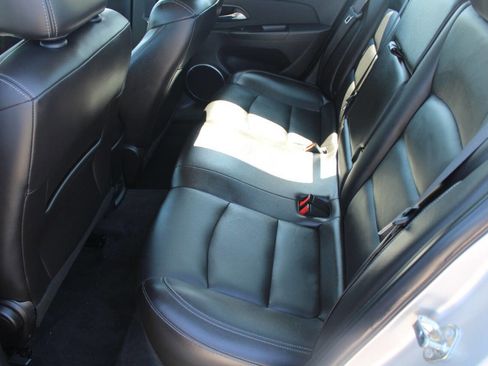 Used 2015 Chevrolet Cruze LTZ w/ Sun, Sound and Sport Package FWD image 11