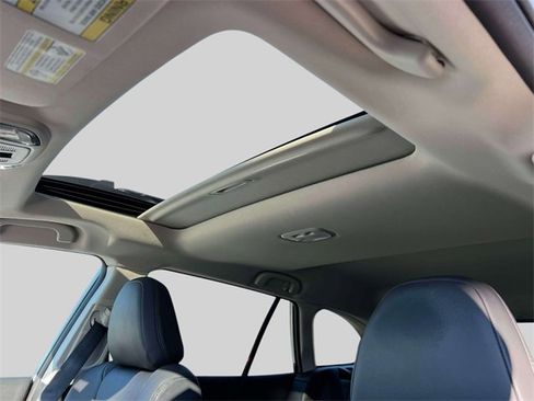 Used 2023 Subaru Outback Limited image 23