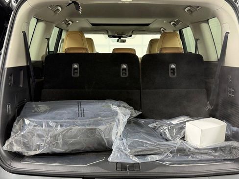New 2026 INFINITI QX80 Luxe w/ Cargo Package AWD/4WD image 7