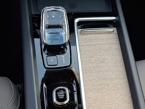 New 2026 Volvo XC60 B5 Plus w/ Protection Package Premier image 10