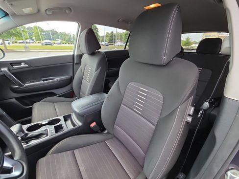 Used 2018 Kia Sportage LX FWD image 23