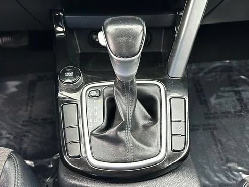 Used 2023 Kia Seltos S FWD image 35
